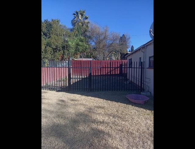 2 BEDROOM PROPERTY TO RENT IN CLAREMONT